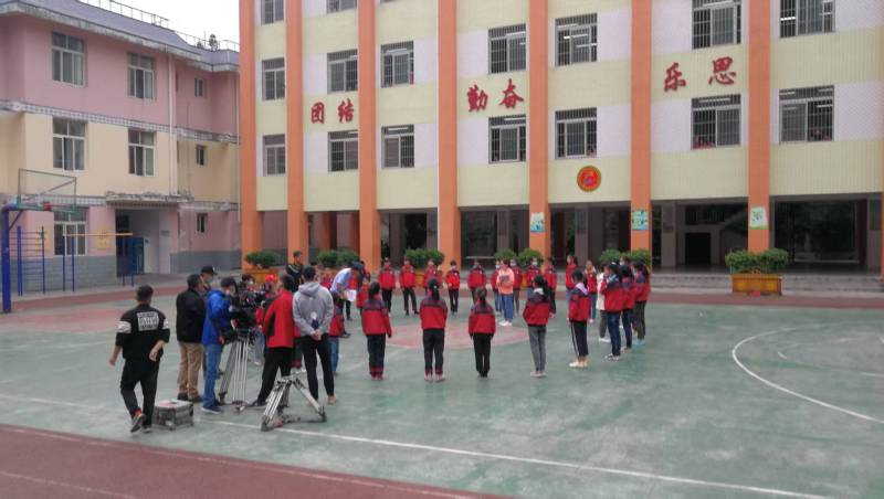 让产品 “动” 起来！优质市中区产品视频拍摄公司是怎么炼成的？